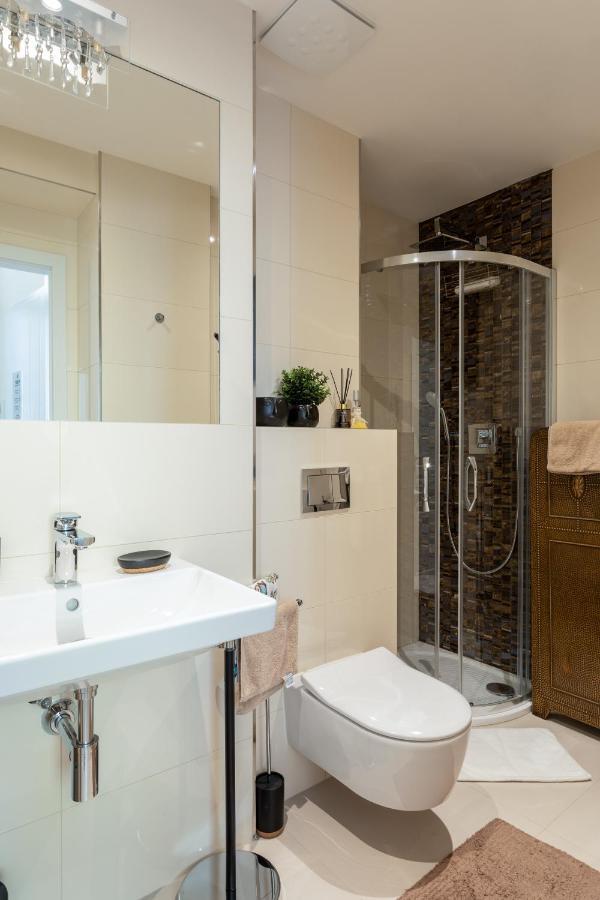 Prague Days - Elegant Studios Near Wenceslas Square Екстер'єр фото