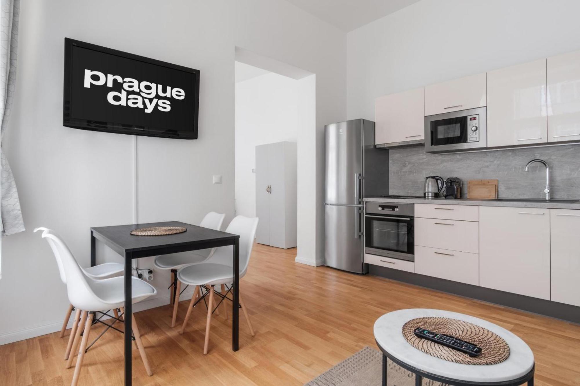 Prague Days - Elegant Studios Near Wenceslas Square Екстер'єр фото